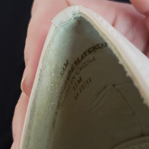 Liz Claiborne Nude heels - Picture 5 of 5